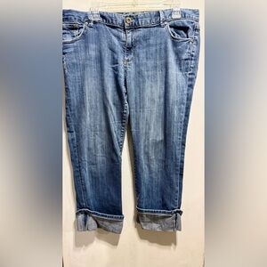Mossimo Supply Co. Blue Ankle Cropped Jeans Relaxed Fit